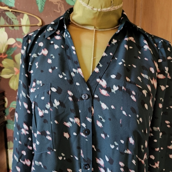 IZ BYER Button Down Top Size XS - Picture 2 of 12